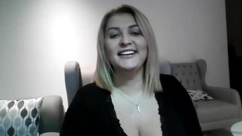 malorine online show from 12-02-25, 07:42