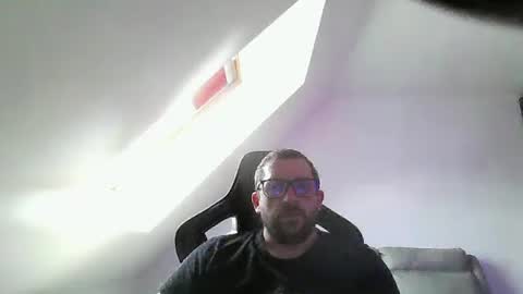 breton online show from 11-02-25, 12:18