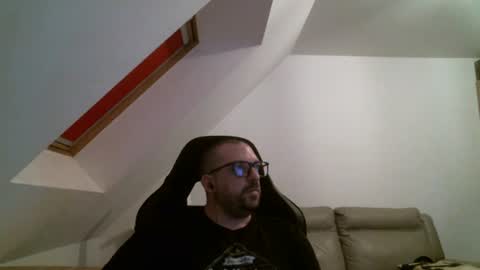 Snapshot of malou2927 chatting on 08-01-26, 10:30 breton online show from 08-01-26, 10:30