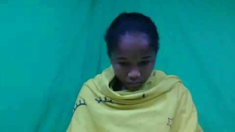 Snapshot of mamieriela chatting on 02-12-26, 08:37 mamieriela online show from 02-12-26, 08:37