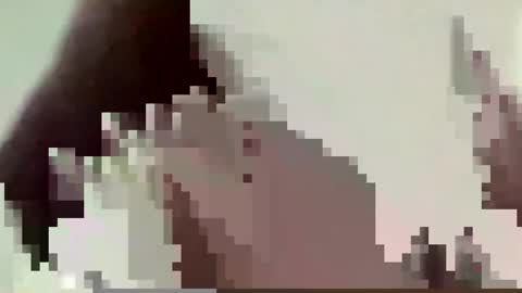 Snapshot of mamoubz chatting on 01-01-25, 10:32 Clone online show from 01-01-25, 10:32