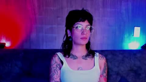 Snapshot of mamushka_ chatting on 06-15-26, 09:28 online show from 06-15-26, 09:28