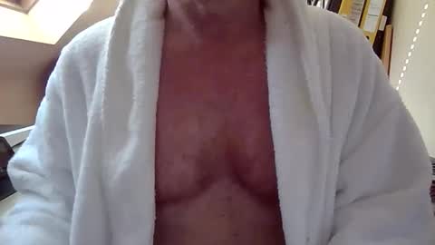 manbitcher online show from 03-19-26, 08:18