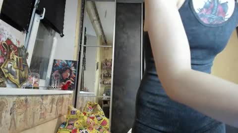 Mandy online show from 03-26-26, 05:29