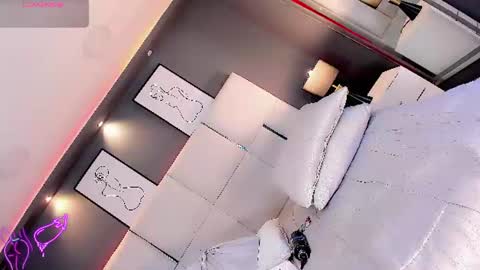 manellyksparklee online show from 07-06-26, 01:30