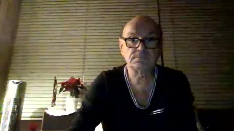 manes5858 online show from 11-24-25, 10:53