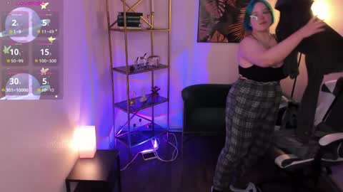 manic_pixie_ online show from 05-06-26, 03:39
