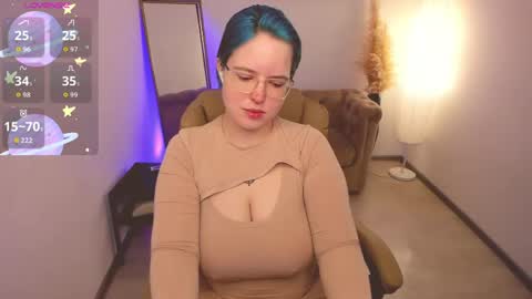 manic_pixie_ online show from 05-10-26, 03:28