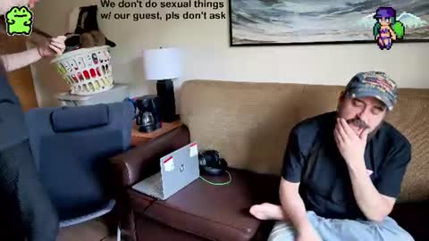 Snapshot of manicpixiedreamfrog chatting on 06-15-26, 03:47 manicpixiedreamfrog online show from 06-15-26, 03:47