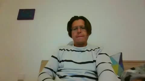 Snapshot of manncr chatting on 09-24-25, 06:39 manncr online show from 09-24-25, 06:39