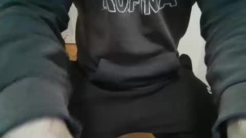 manu17518 online show from 02-02-25, 05:15