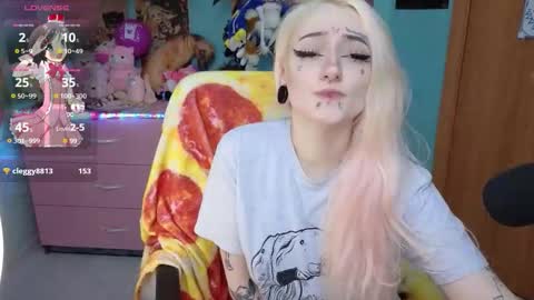 Manuela online show from 02-16-26, 08:38