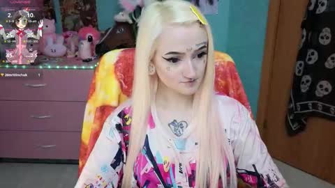 Manuela online show from 03-05-26, 08:16