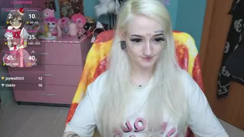 Manuela online show from 05-21-26, 09:11