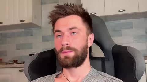 Manussa and Edward online show from 03-19-26, 12:58