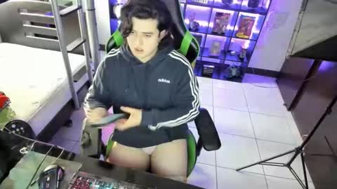 mapachoso1414 online show from 11-19-25, 10:21