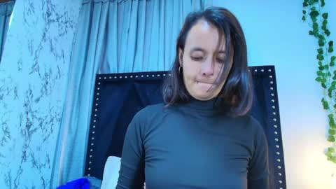 maraa_x online show from 05-17-26, 12:01