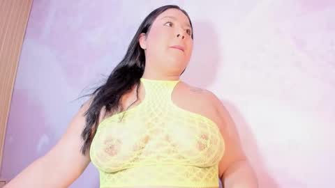 Snapshot of maralinette22 chatting on 02-21-26, 10:38 maralinette22 online show from 02-21-26, 10:38