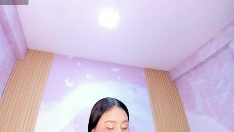 Snapshot of maralinette22 chatting on 03-26-26, 11:49 maralinette22 online show from 03-26-26, 11:49