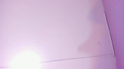 Snapshot of maralinette22 chatting on 04-18-26, 11:36 maralinette22 online show from 04-18-26, 11:36