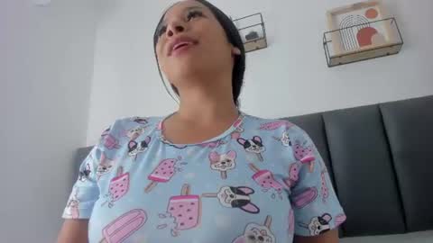 Snapshot of maraowen chatting on 06-24-26, 12:15 Mara online show from 06-24-26, 12:15