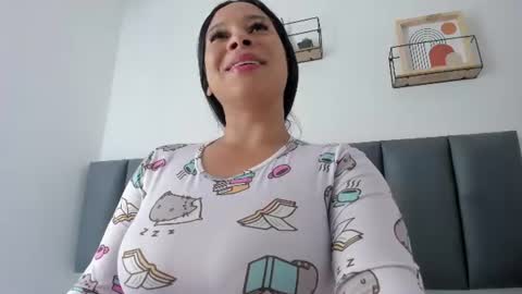 Snapshot of maraowen chatting on 06-26-26, 12:09 Mara online show from 06-26-26, 12:09