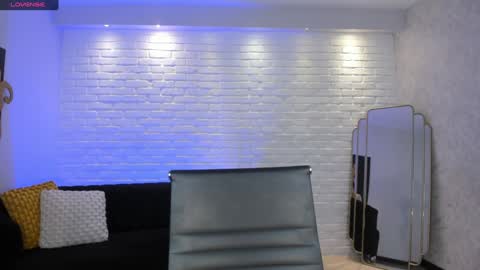 Snapshot of mararicci chatting on 12-27-24, 10:45 MARA online show from 12-27-24, 10:45