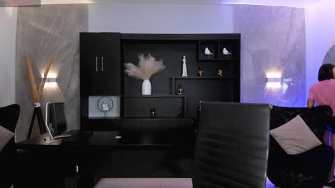 Snapshot of mararicci chatting on 12-29-24, 05:22 MARA online show from 12-29-24, 05:22