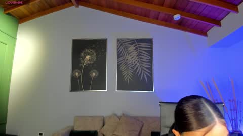 Snapshot of mararicci chatting on 01-06-25, 10:57 MARA online show from 01-06-25, 10:57