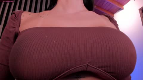 Snapshot of mararicci chatting on 01-23-25, 01:51 MARA online show from 01-23-25, 01:51