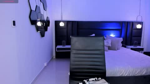 Snapshot of mararicci chatting on 03-02-25, 11:20 MARA online show from 03-02-25, 11:20