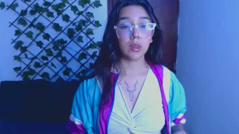 Snapshot of marce_bunny chatting on 11-26-25, 02:23 Marcela online show from 11-26-25, 02:23