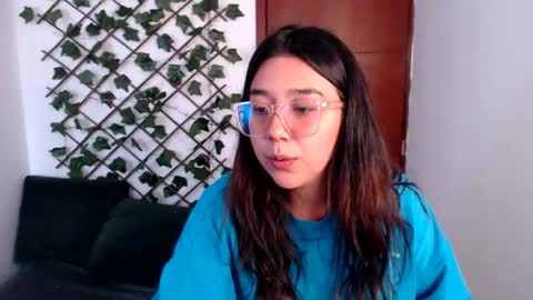 Snapshot of marce_bunny chatting on 12-05-25, 03:41 Marcela online show from 12-05-25, 03:41