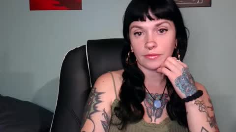 MarcelineAltaria online show from 11-10-25, 03:49