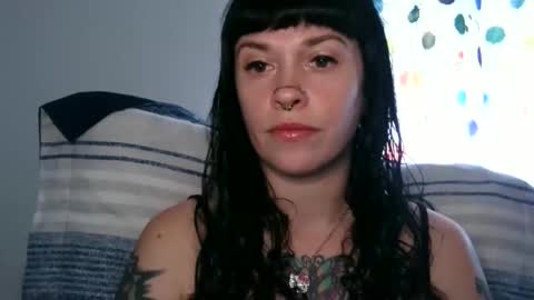 MarcelineAltaria online show from 12-22-25, 04:15