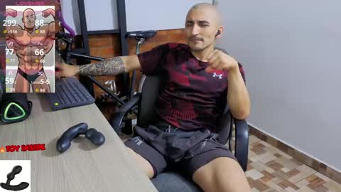 Snapshot of marckmuscle chatting on 05-14-26, 02:29 Marck Independent model online show from 05-14-26, 02:29
