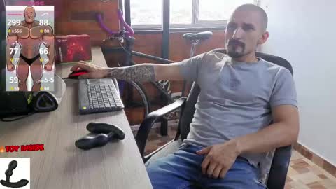 Snapshot of marckmuscle chatting on 06-04-26, 10:05 Marck Independent model online show from 06-04-26, 10:05
