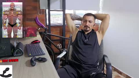 Snapshot of marckmuscle chatting on 07-08-26, 10:47 Marck Independent model online show from 07-08-26, 10:47
