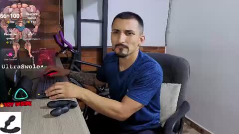 Snapshot of marckmuscle chatting on 07-10-26, 11:51 Marck Independent model online show from 07-10-26, 11:51
