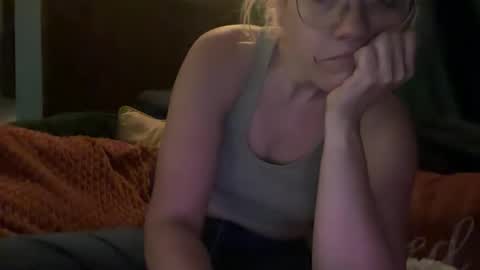 Elle online show from 03-12-26, 12:11