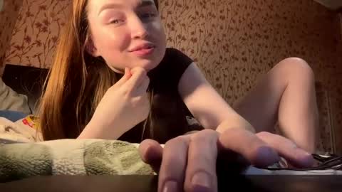 Chloe online show from 04-01-26, 04:59