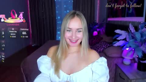 Snapshot of margosugar chatting on 02-14-26, 04:37 MargoSugar online show from 02-14-26, 04:37