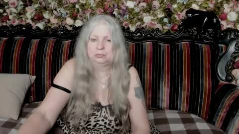 Maria online show from 05-21-26, 12:12