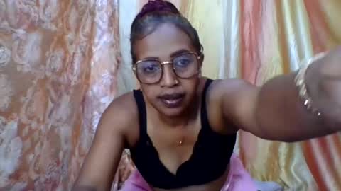Snapshot of mariabello1 chatting on 07-14-26, 10:43 mariabello1 online show from 07-14-26, 10:43