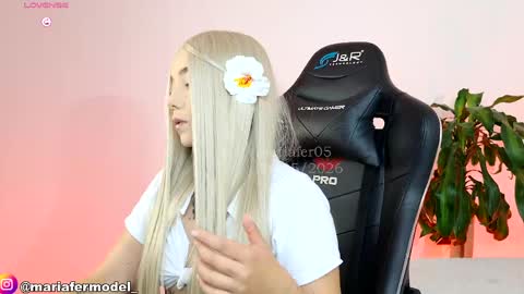 Maria Fer online show from 05-24-26, 03:39