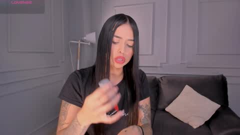 MARIA HERRERA  online show from 11-30-25, 05:55