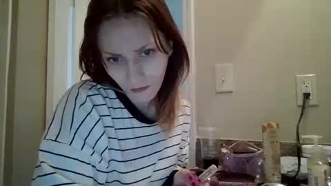 Snapshot of mariamaybe24 chatting on 12-13-24, 04:05 Mariah online show from 12-13-24, 04:05