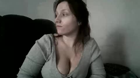 Snapshot of mariamaybe24 chatting on 01-26-25, 10:02 Mariah online show from 01-26-25, 10:02