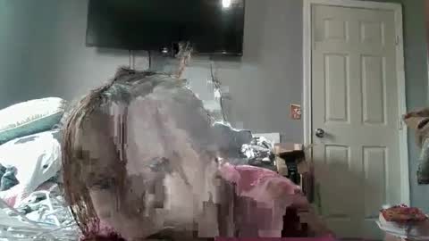 Snapshot of mariamaybe24 chatting on 02-14-25, 03:36 Mariah online show from 02-14-25, 03:36