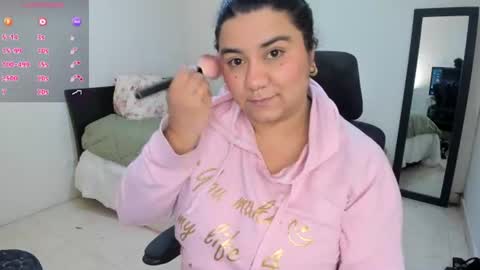 Snapshot of mariamcastillo chatting on 06-13-26, 10:40 Mariam Castiblanco online show from 06-13-26, 10:40